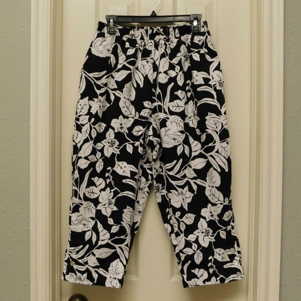 STEPHANIE THOMAS SPORT Capri Crop Size 14 Black/White Floral